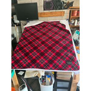 Victoria's secret Sherpa lined throw blanket red